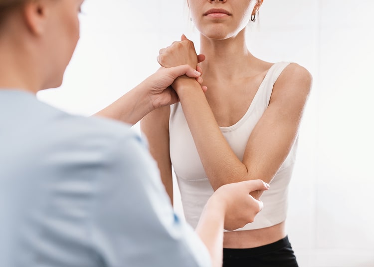 Book your appointment at Bond Osteopathy in Barrie, ON